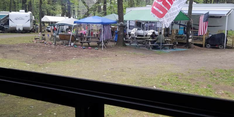 Camper submitted image from Lake George Campsites