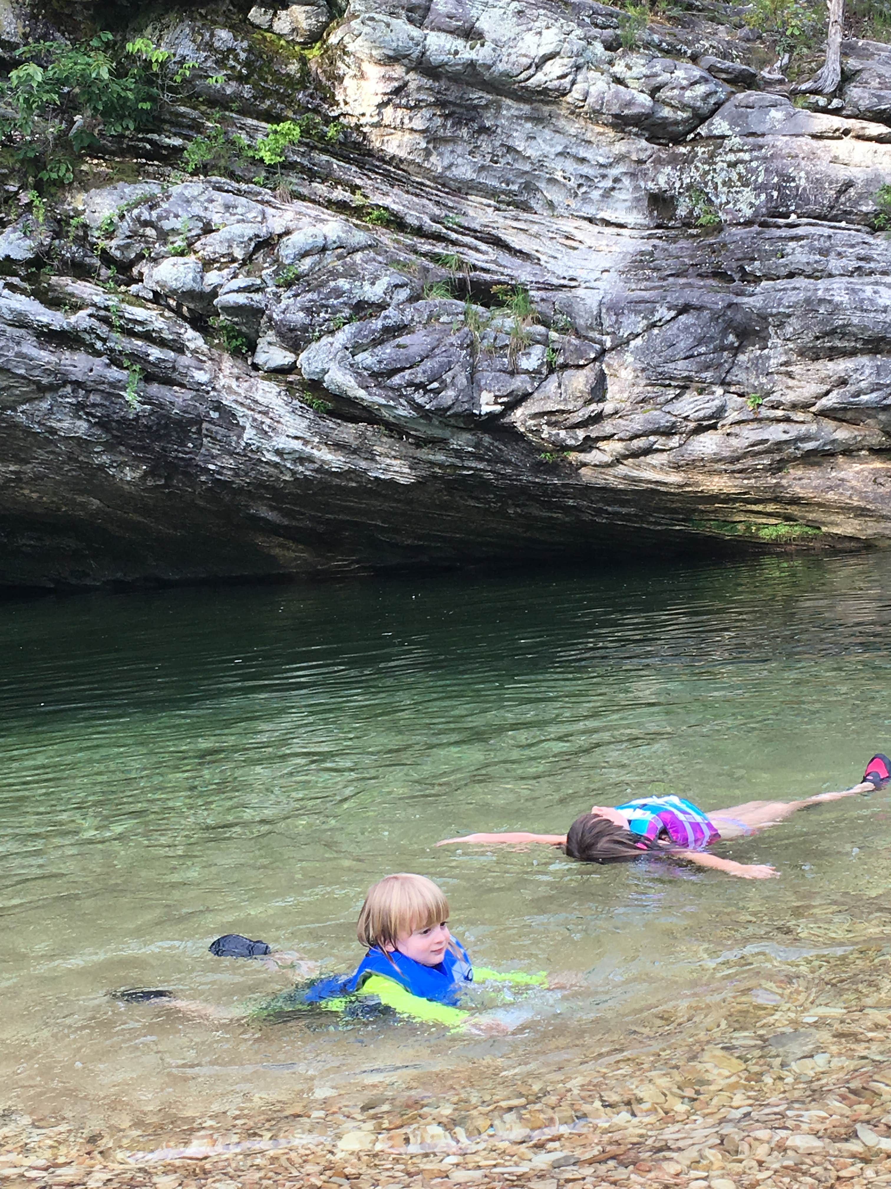 Dive into the Ozark's Beauty: Arkansas' Blanchard Springs Recreation Area