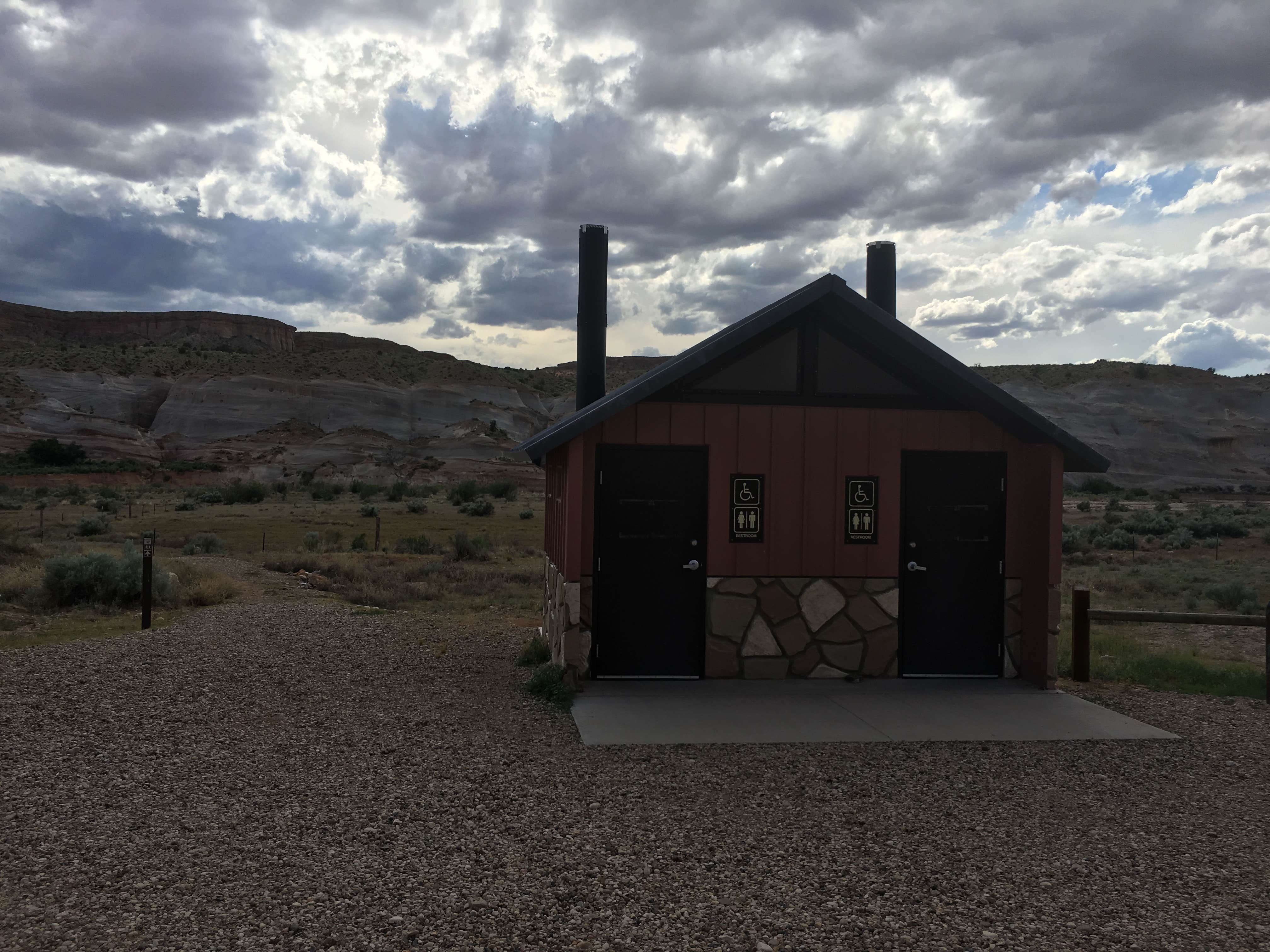 white house trailhead and campground