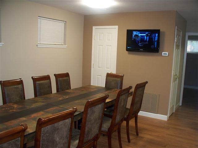 Camping near Treasure Isle R.V. Park: Leisure Landing RV Park, Hot Springs, Arkansas