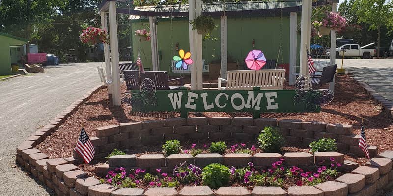 Camper submitted image from Peddlers RV Park