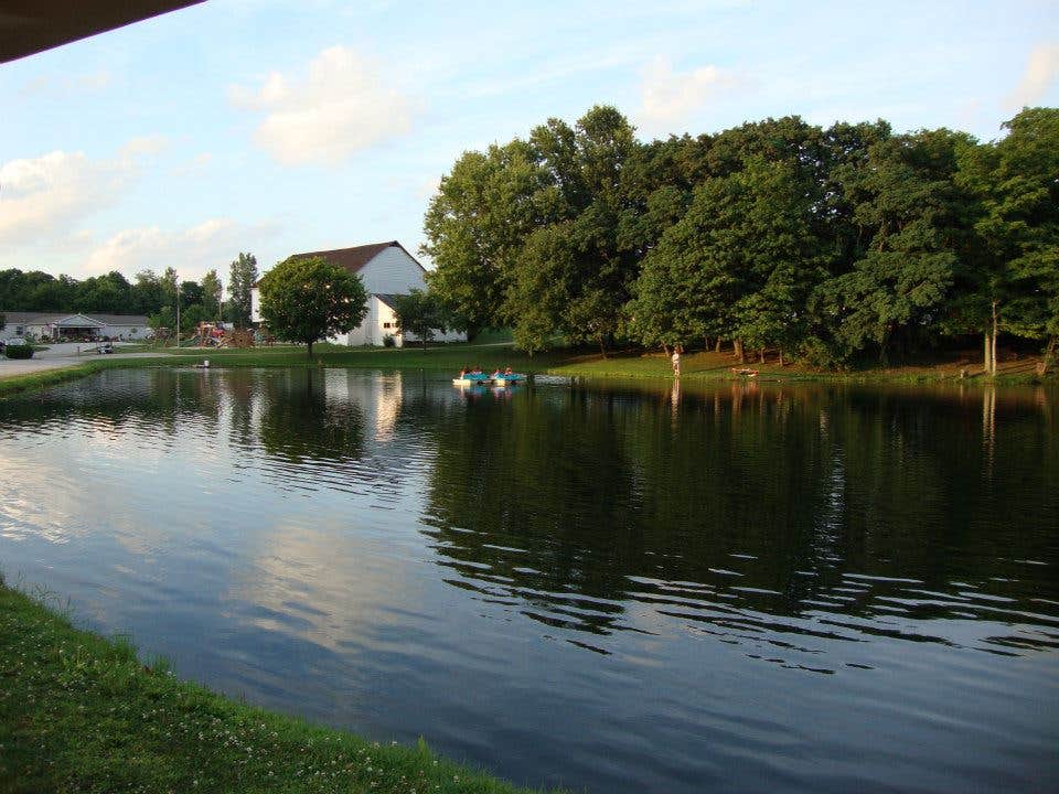 Camping near Terrace Lakes Campground: Hickory Lakes Campground, Jeromesville, Ohio