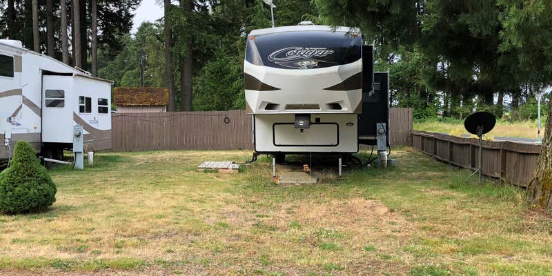 Camper submitted image from Paradise Cove Resort and RV Park