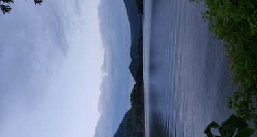 Boots Off Hostel & Campground