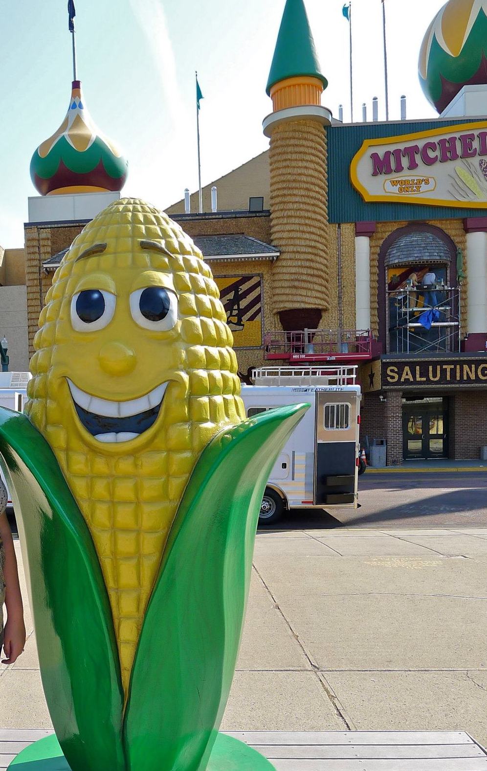 corn palace only 5 minutes away!