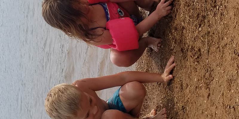 Camper submitted image from Cedar Ridge Campground—Stockton Lake