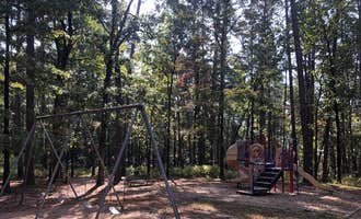 Camping near Shouse Ford: Caddo Drive - De Gray Lake, Bismarck, Arkansas