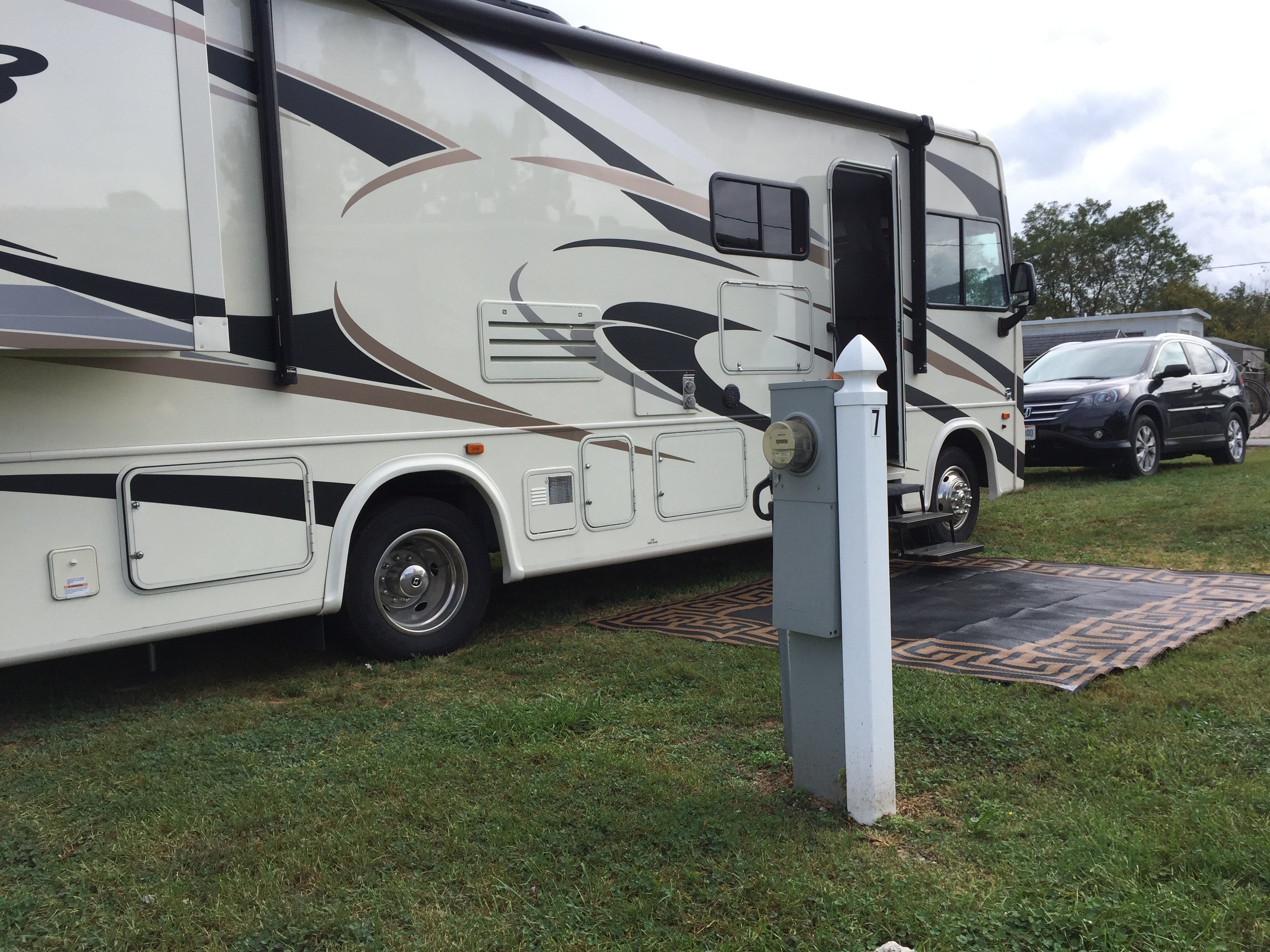 Camper submitted image from Ben Franklin RV Park - 2