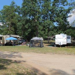 Campground Finder: Twin Oaks RV Campground and Cabins
