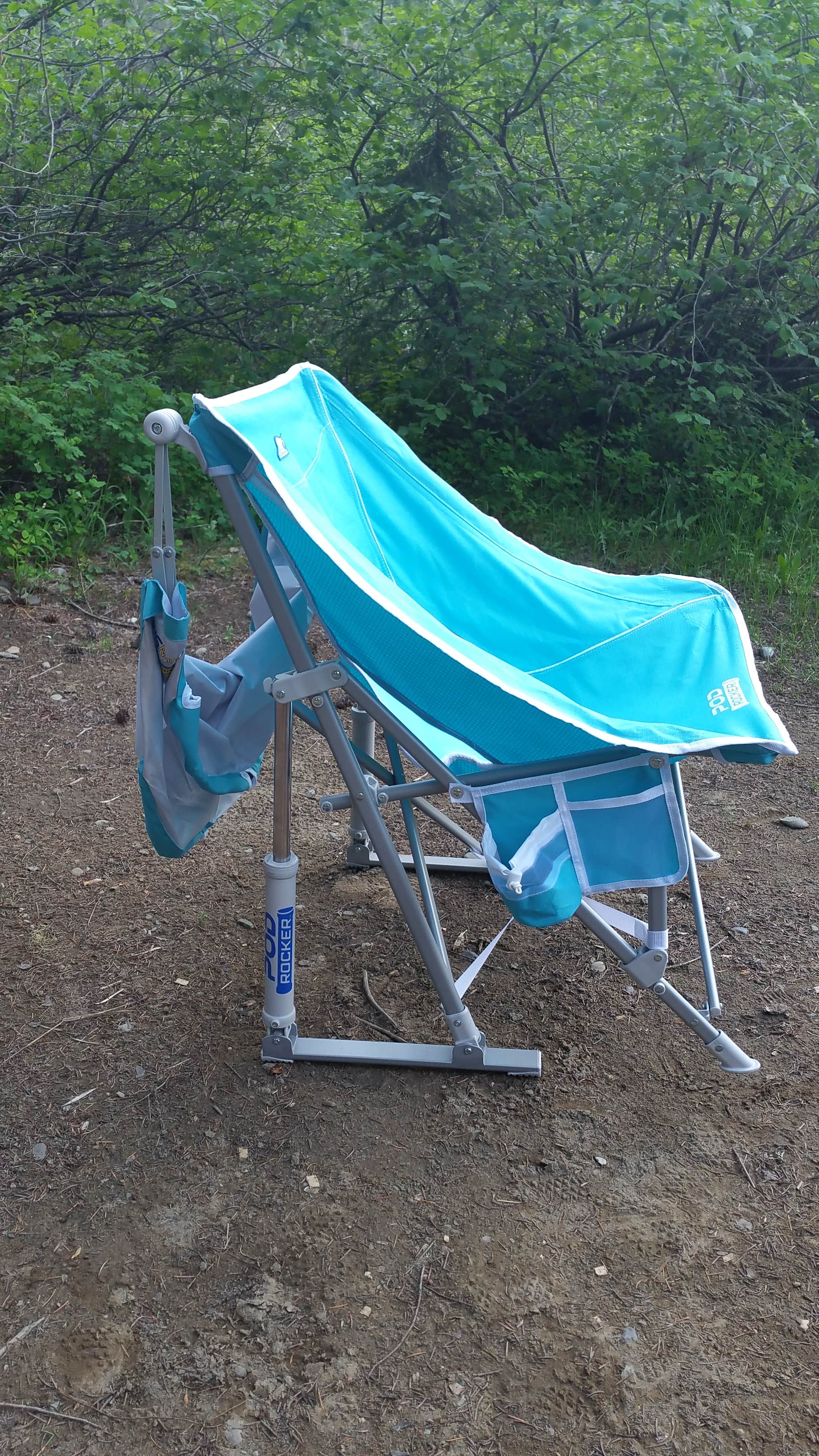 GCI Pod Rocker with Sunshade - Side view including side pouch for holding your phone and beverage