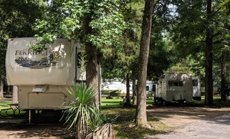 Camping near Clear Springs Lake Rec Area NF Campground: Plantation RV Park, Natchez, Mississippi