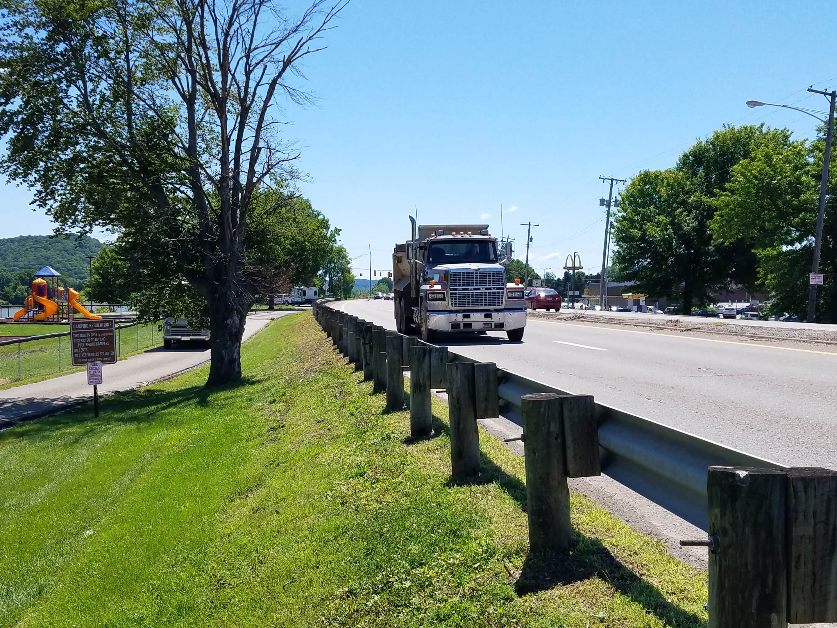 Camper submitted image from Saint Albans Roadside Park - 5