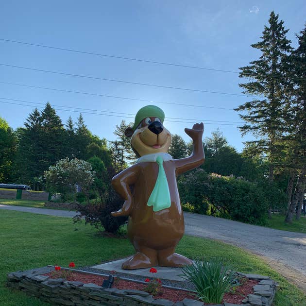 Yogi Bear's Jellystone Park at Yonder Hill Camping Skowhegan, ME