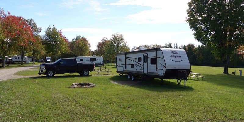 Camper submitted image from Spacious Skies Walnut Grove