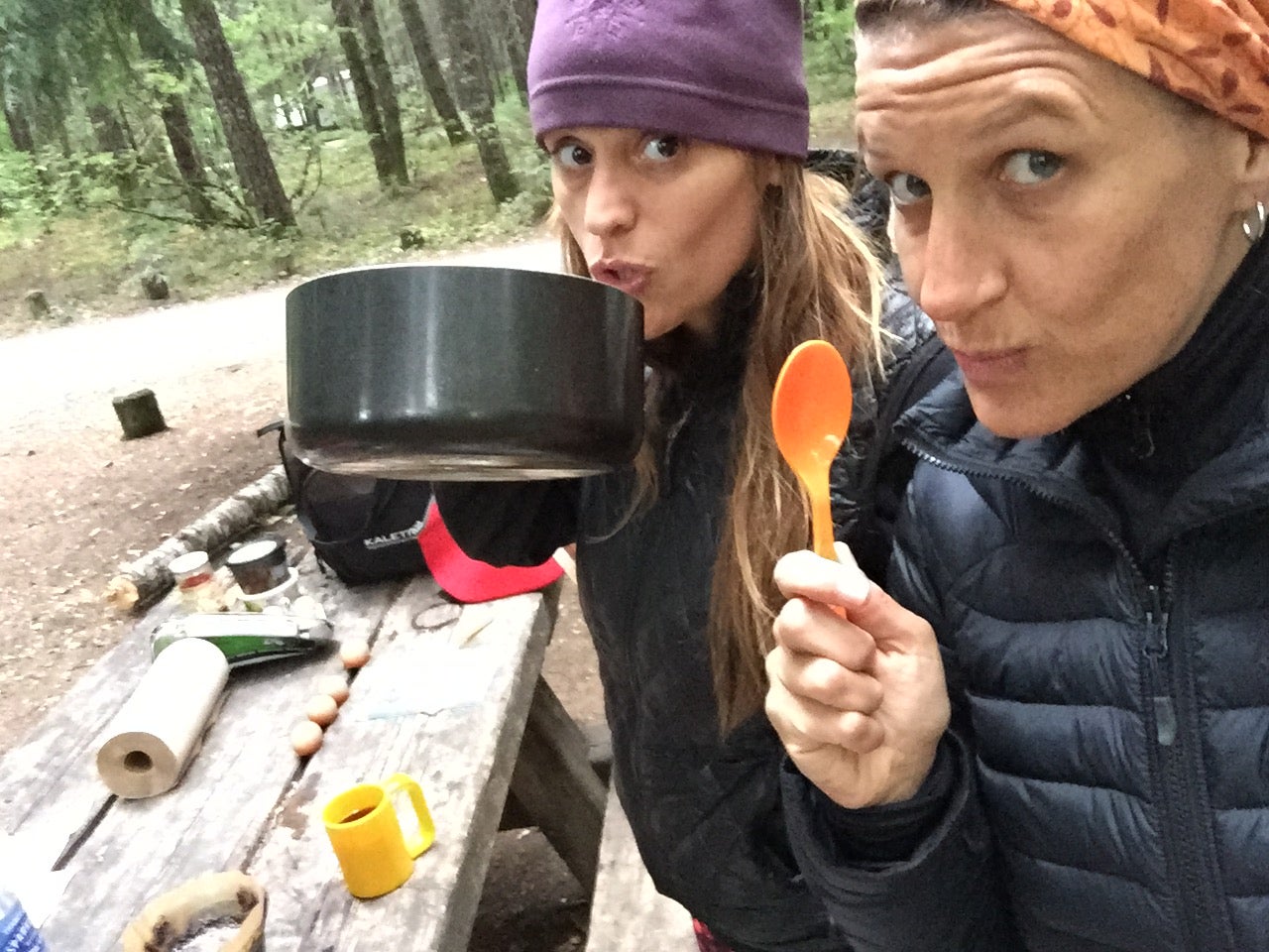 we got out of the hammocks to cook breakfast