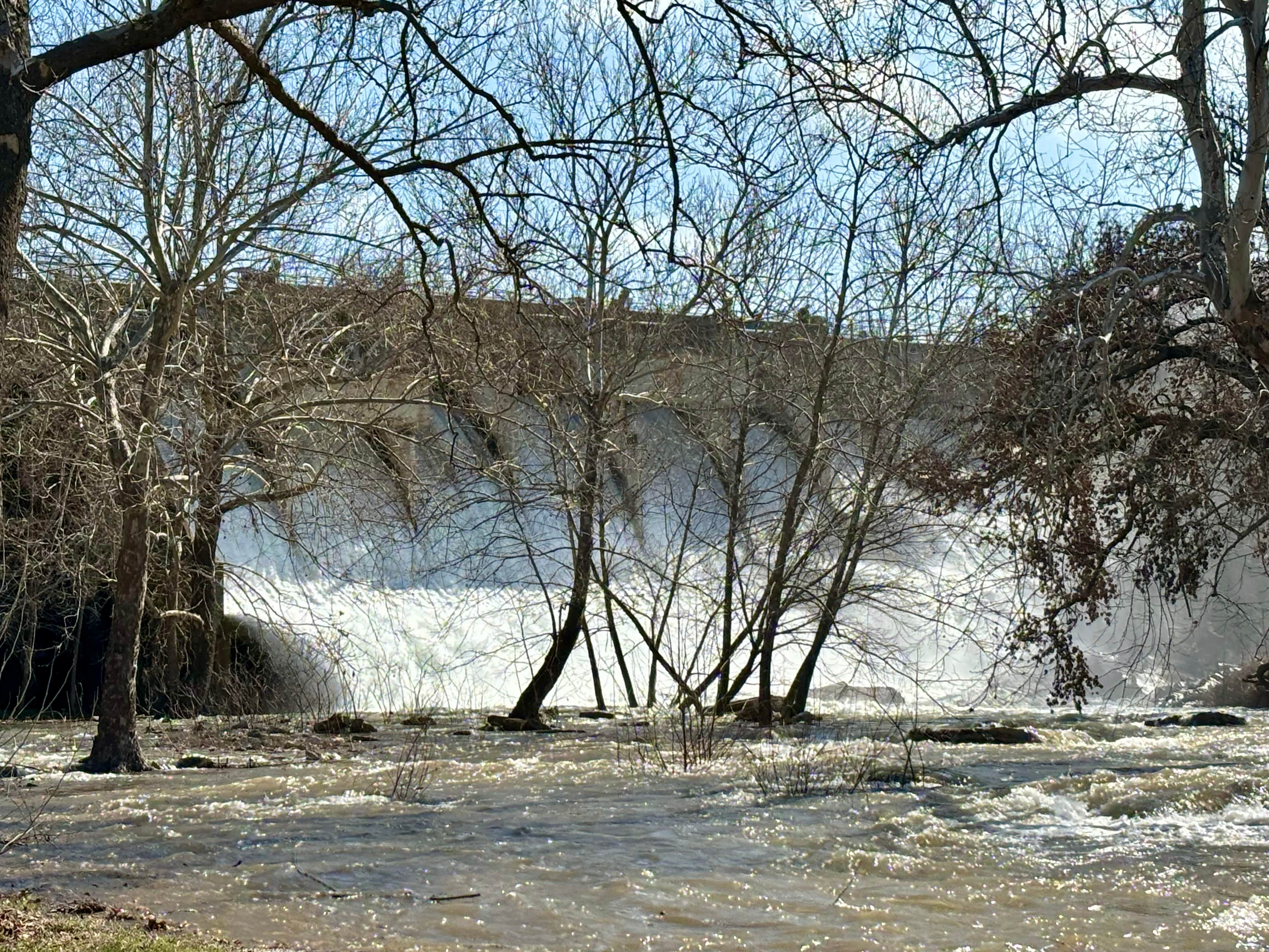 Camping near Healdton Municipal Lake: Mountain Lake, Davis, Oklahoma