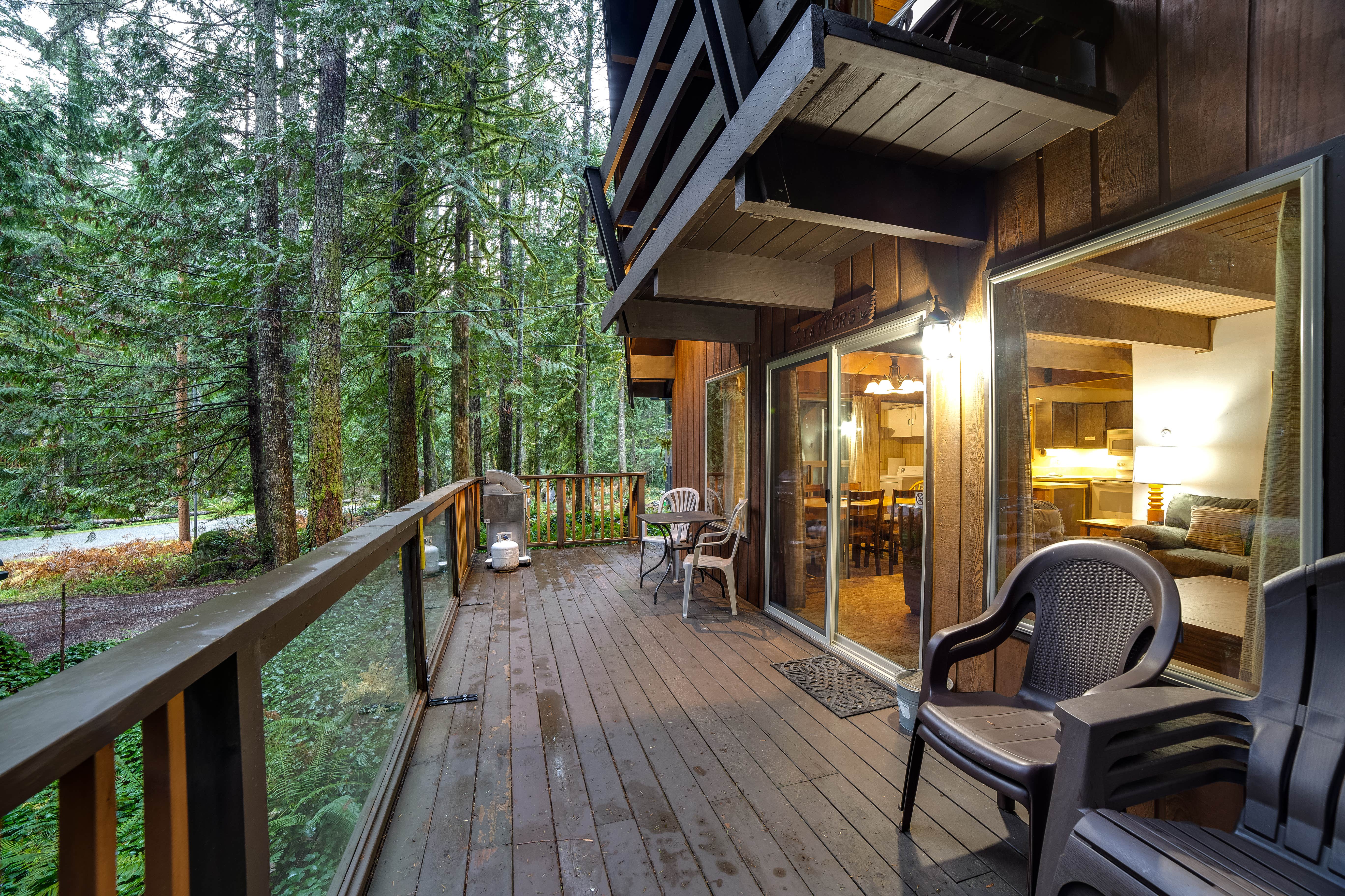 Camper-submitted photo at Mt. Baker Lodging - Cabin #27 - Fireplace, Wifi, EV Charger, Sleeps-8! near Maple Falls, WA
