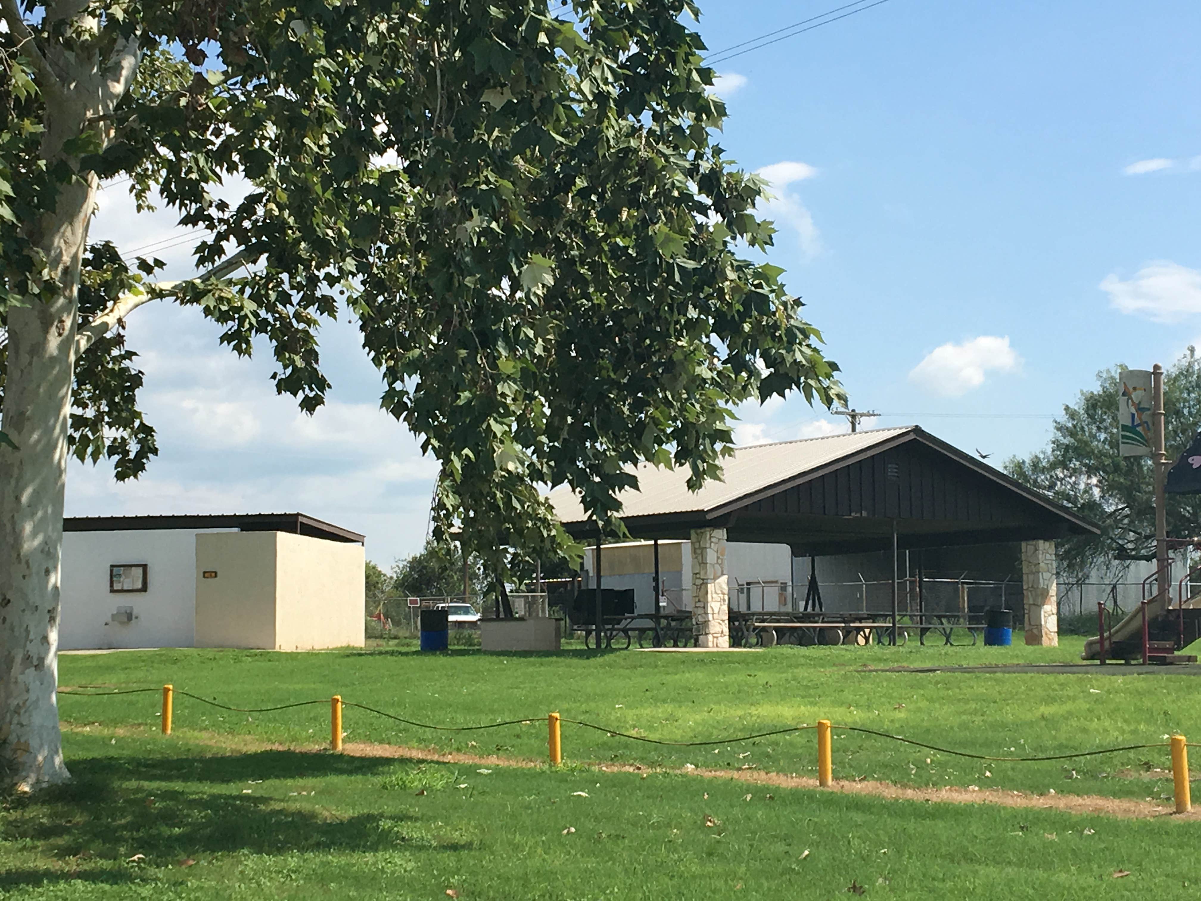Camper submitted image from Braunig Lake Park - 3