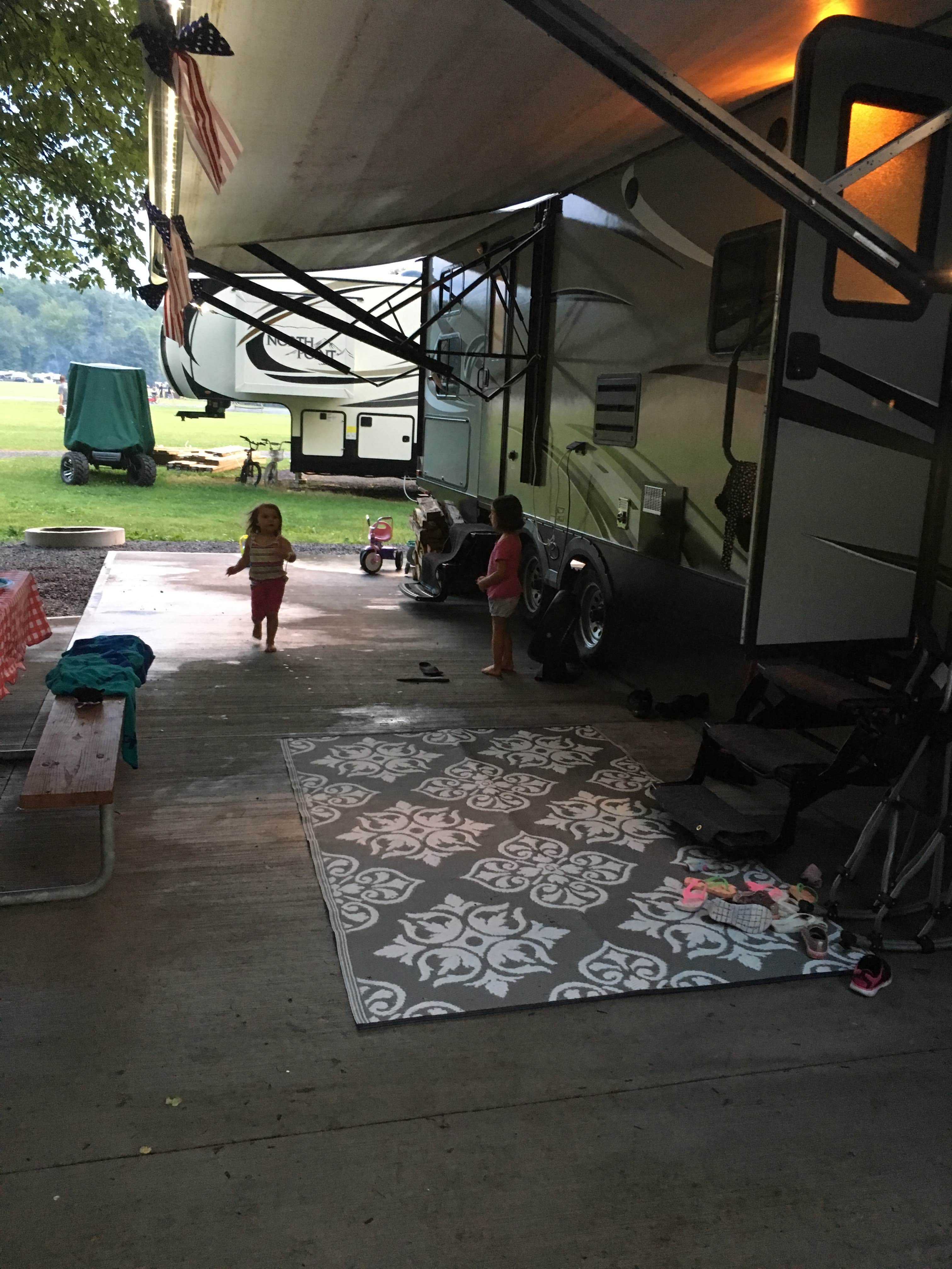 Camper submitted image from Jellystone Park Gardiner - 4