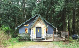 Dan  G.'s photo of a cabin at Glacier Springs Cabin #60 - Mt. Baker Lodging near Maple Falls, WA