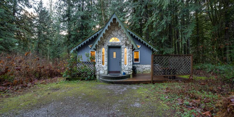 Camper submitted image from Glacier Springs Cabin #60 - Mt. Baker Lodging