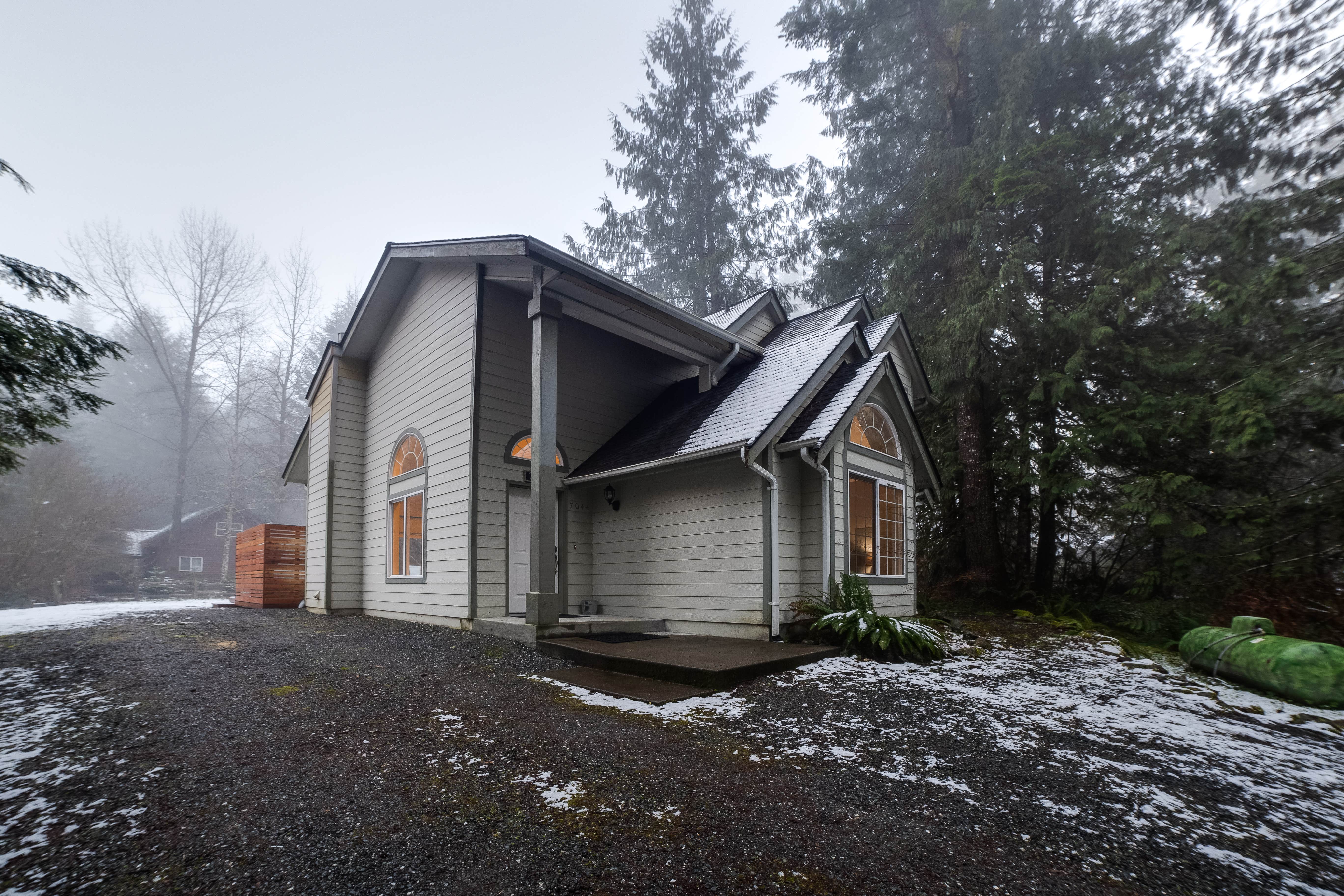 Camper submitted image from Snowline Cabin #62 - Mt. Baker Lodging - 2