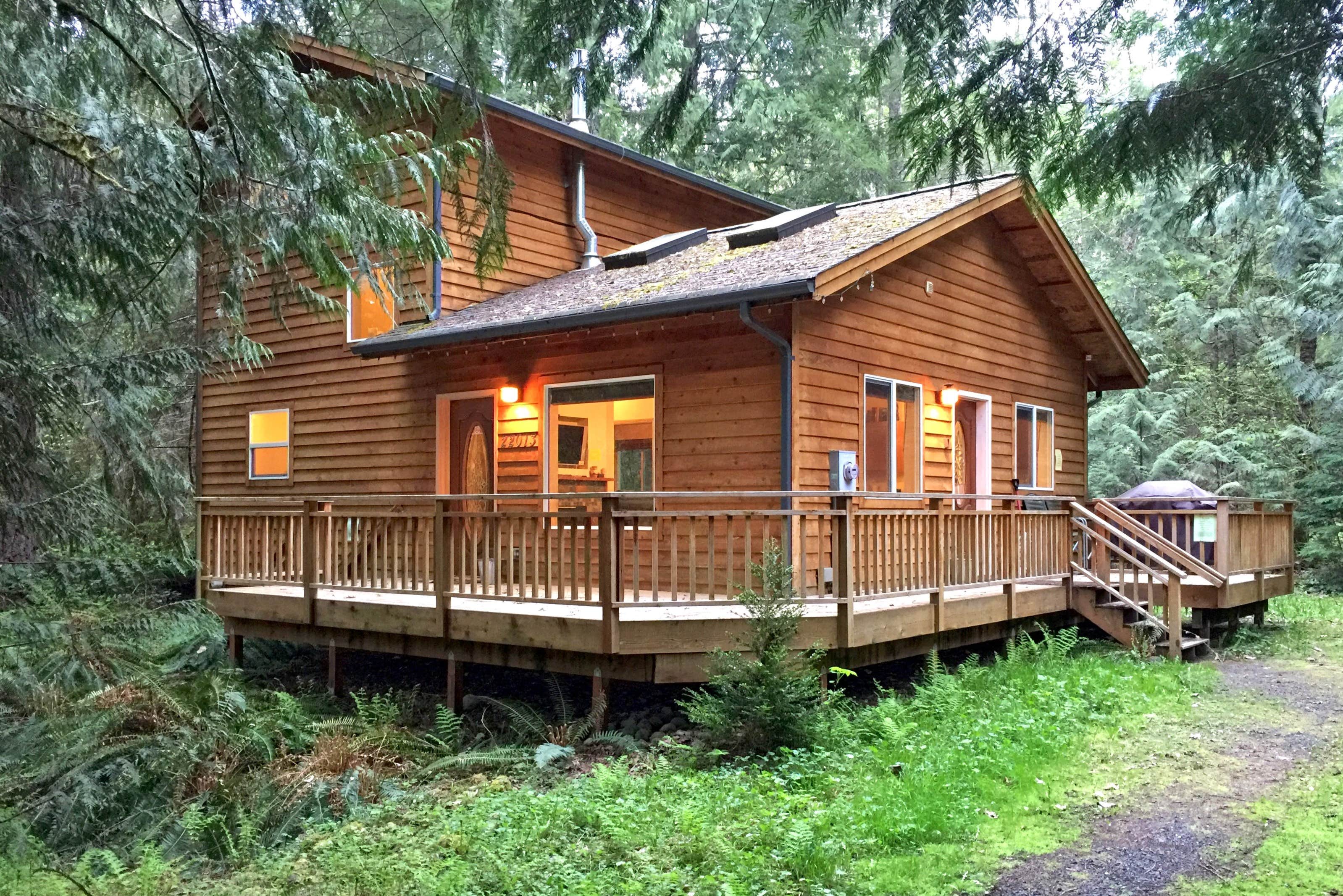 Dan  G.'s photo of a cabin at Mt. Baker Rim Cabin #64 - Mt. Baker Lodging near Rockport, WA