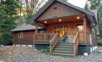 Dan  G.'s photo of a cabin at Mt. Baker Lodging - Cabin #65 - Hot Tub, Fireplace, BBQ, Wifi, Sleeps-10! near Maple Falls, WA
