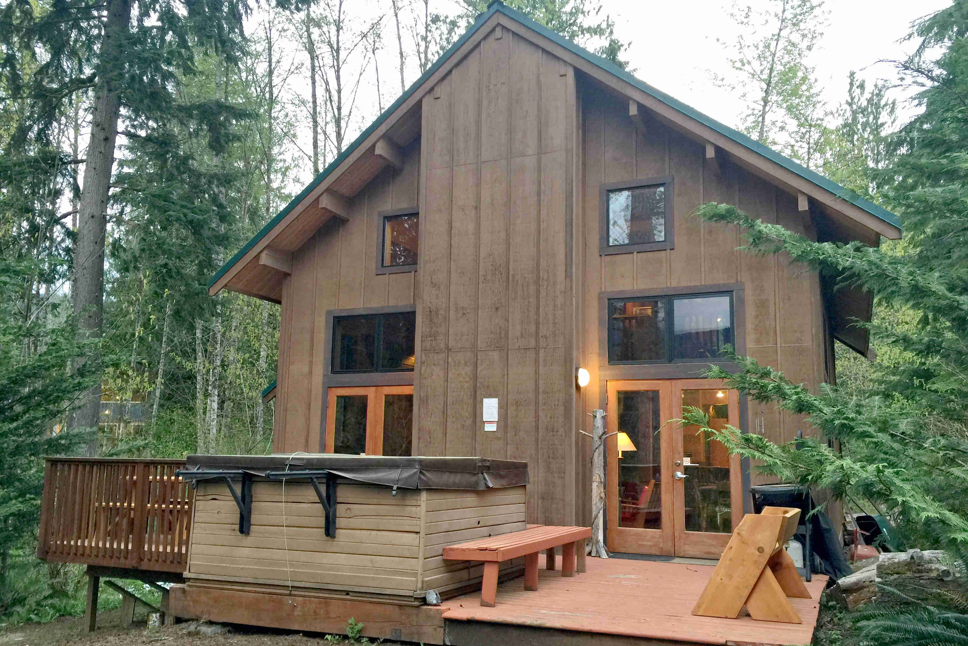 Camping near Mt. Baker Lodging - Cabin #99 - Hot Tub, BBQ, Fireplace, Pets Ok, WiFi, Sleeps-6!: Mt. Baker Lodging - Cabin #44 - Hot Tub, Fireplace, Wifi, Pets Ok, Sleeps-6!, Maple Falls, Washington