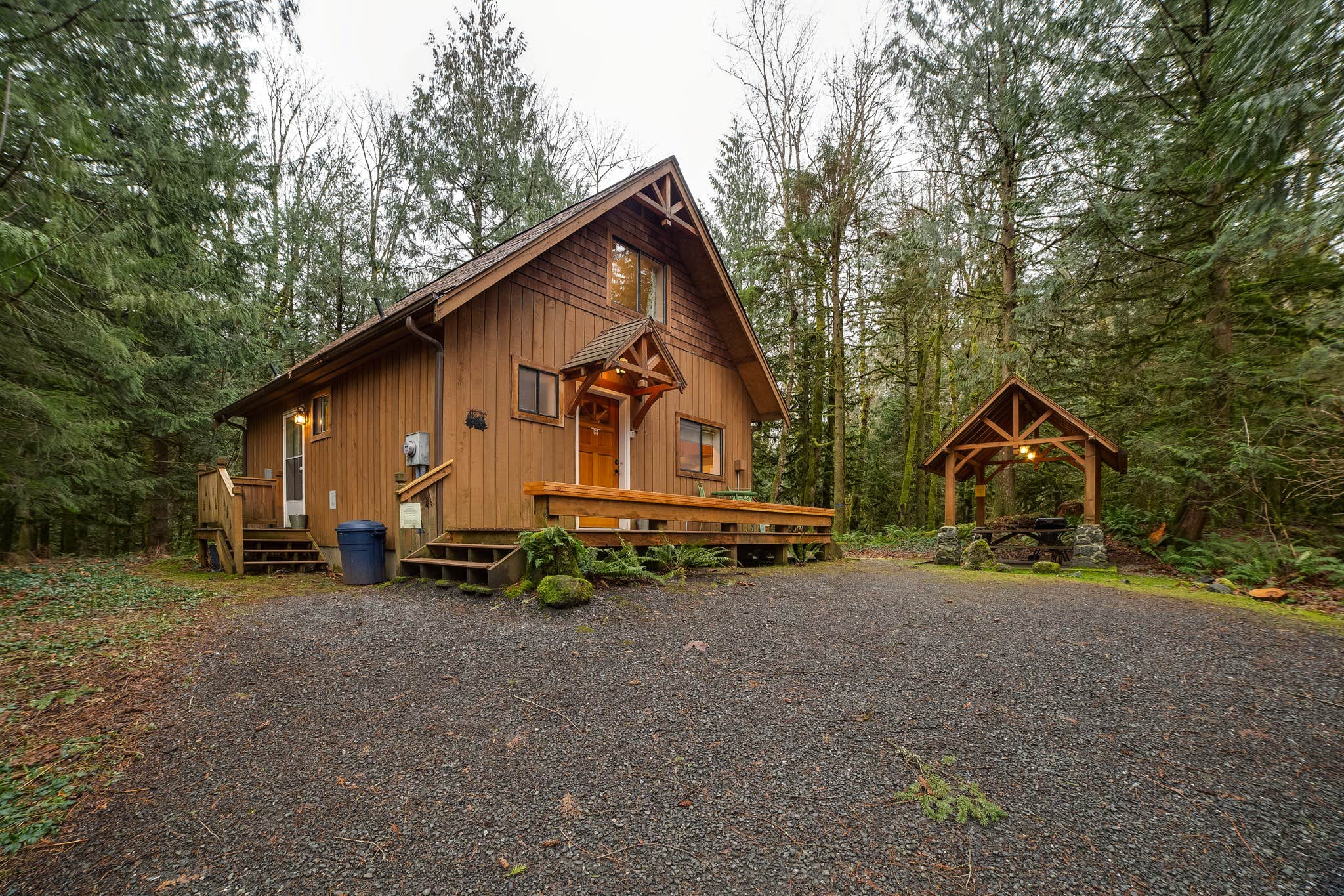 Camper submitted image from Silver Lake Cabin #67 - Mt. Baker Lodging - 1