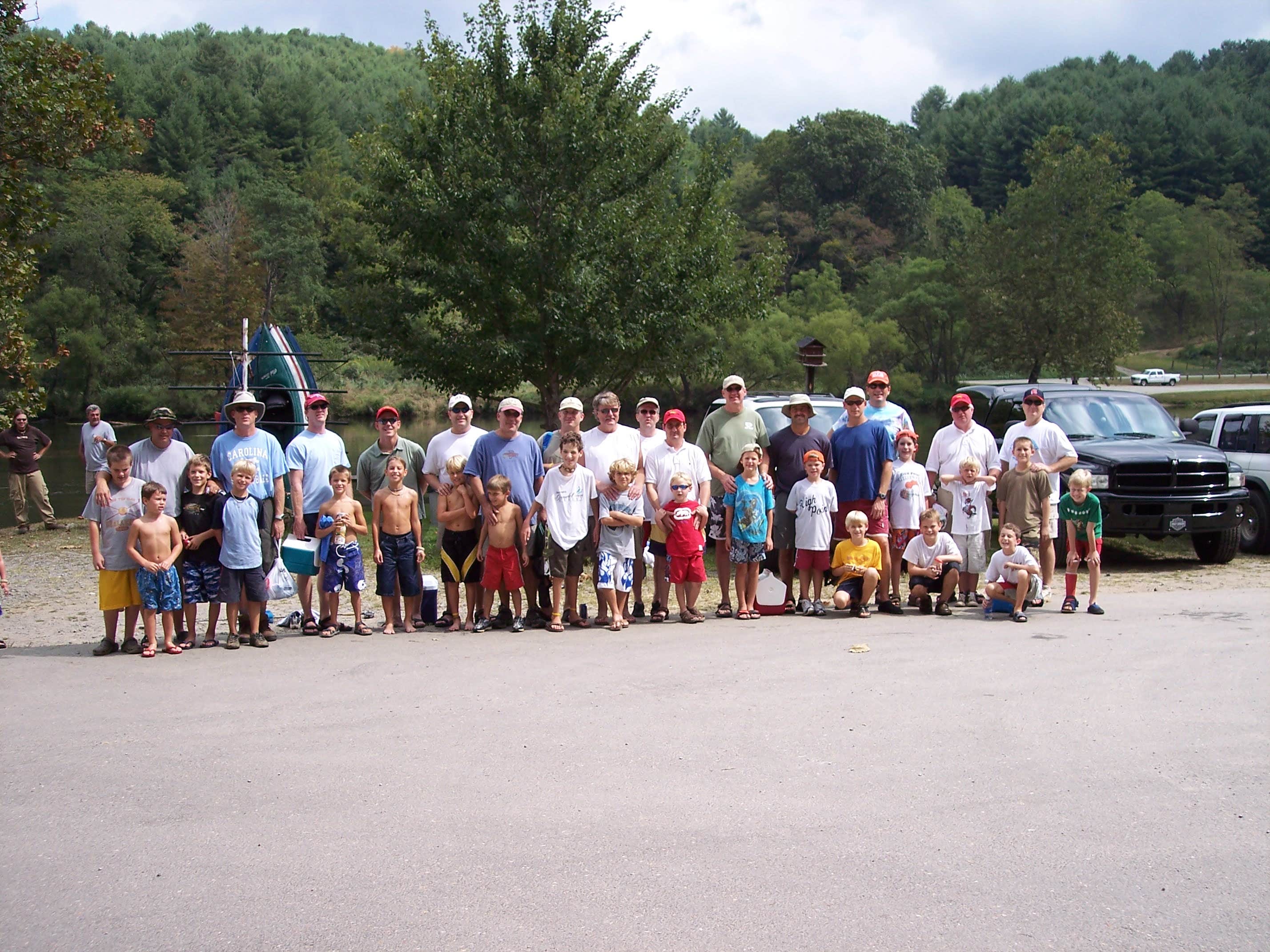Camping near New River Yacht Club: New River Canoe and Campground, Sparta, Virginia