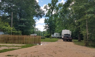 Camping near The Couples Retreat: Brown Road RV Park, New Caney, Texas