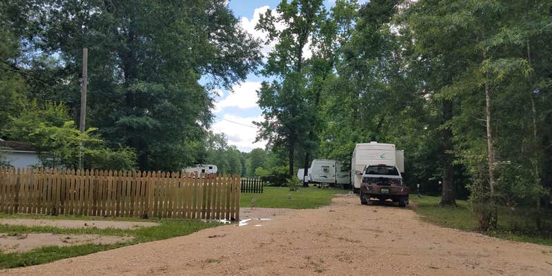 Camper submitted image from Brown Road RV Park