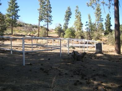 4 Horse Corrals at Big Pine Equestrian Group Campground



Credit: