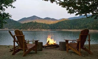 Camping near Rogue River National Forest Squaw Lakes Campground: Hart-tish Park at Applegate Lake, Williams, Oregon