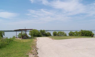 Camping near Hubbard City Lakes Park: Pecan Point Park Campground, Bardwell, Texas
