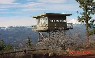 Camping near Perry South Campground: Green Ridge Lookout Tower, Camp Sherman, Oregon