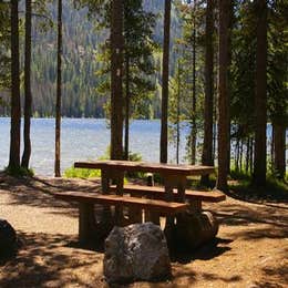 Public Campgrounds: Bull Trout Lake Campground