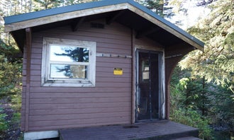 Paulson Bay Cabin