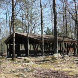 Public Campgrounds: COE Greers Ferry Lake Old Highway 25 Campground