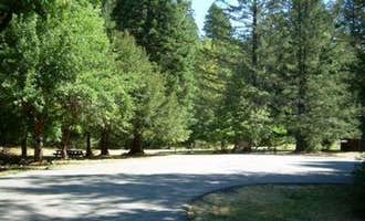 Camping near Grayback Campground: Siskiyou National Forest Chinquapin Group Campground, Williams, Oregon
