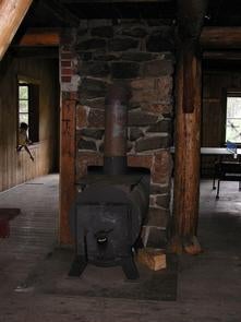 American Ridge Lodge



Wood Stove used for heating 

Credit: USFS