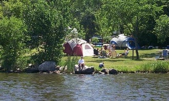 Camping near Hope City Park: East Ashtabula Crossing, Valley City, North Dakota