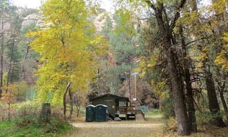 Camping near Pumphouse Wash: Cave Springs, Munds Park, Arizona