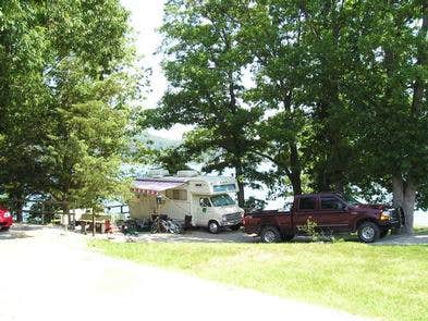 Camper submitted image from Indian Creek - Beaver Lake - 2
