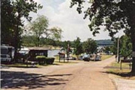 Camper submitted image from Henderson Park - 2