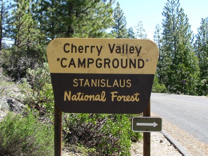 Cherry Valley Campground Entrance Sign



Credit: USDA Forest Service, Stanislaus National Forest