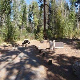 Public Campgrounds: Mono Hot Springs