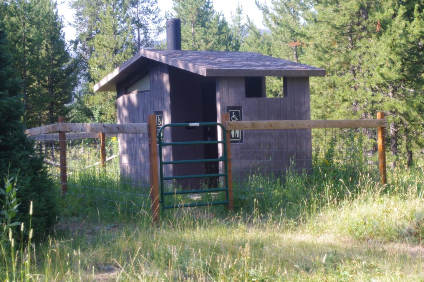 Diamond Creek Guard Station



Toilet

Credit: US Forest Service