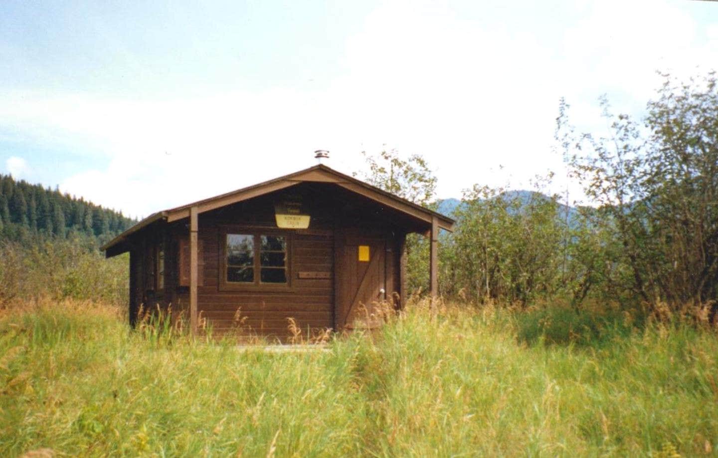 Camper submitted image from Koknuk Cabin - 1